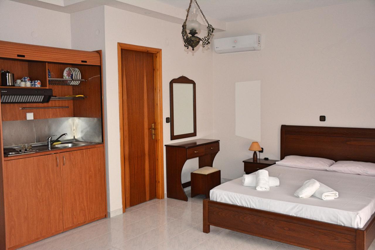 Mokos Rooms Perdika  Zewnętrze zdjęcie